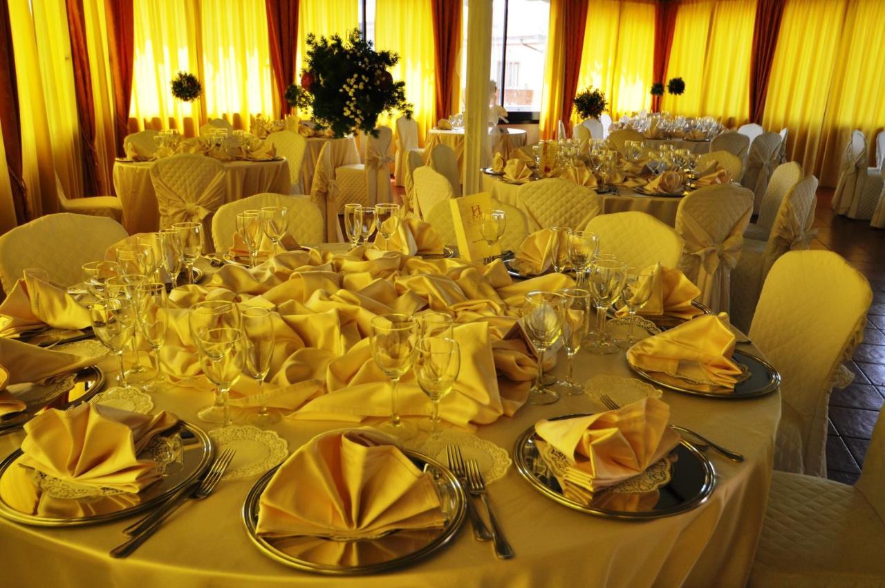 Hotel Du Parc Atri Bagian luar foto